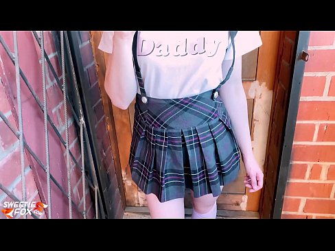 ❤️ Nxënëse thith karin e saj thellë dhe qihet në vend të klasave. Video porno në sq.milfnut-net.ru ❌️